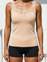 Women's Lace Trim V-Neck Camisole Sleeveless Tank Top Casual Daily Comfortable Undershirt Elegant Plain Vest