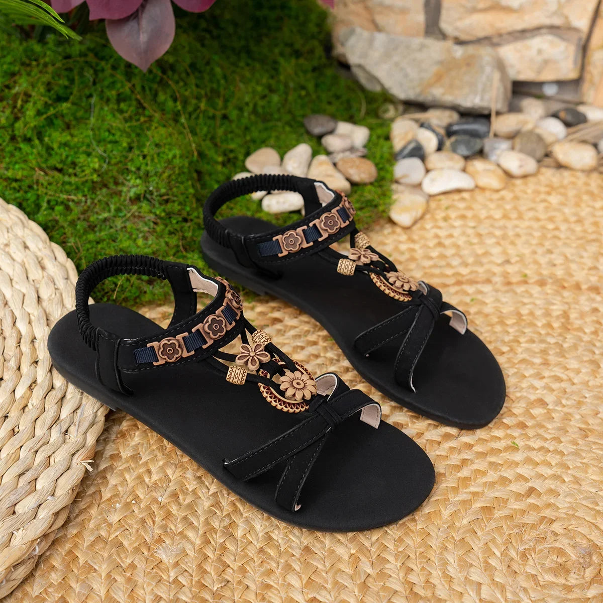 Flower Beaded Bohemian Sandals for Women Summer Roman Style Comfortable Flat Sandals Woman Lightweight Non Slip Beach Shoes