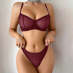 New Fashion Red lace set pretty Underwire setParty is eye-catching lingerie Set stripe solid color Women set MR2864