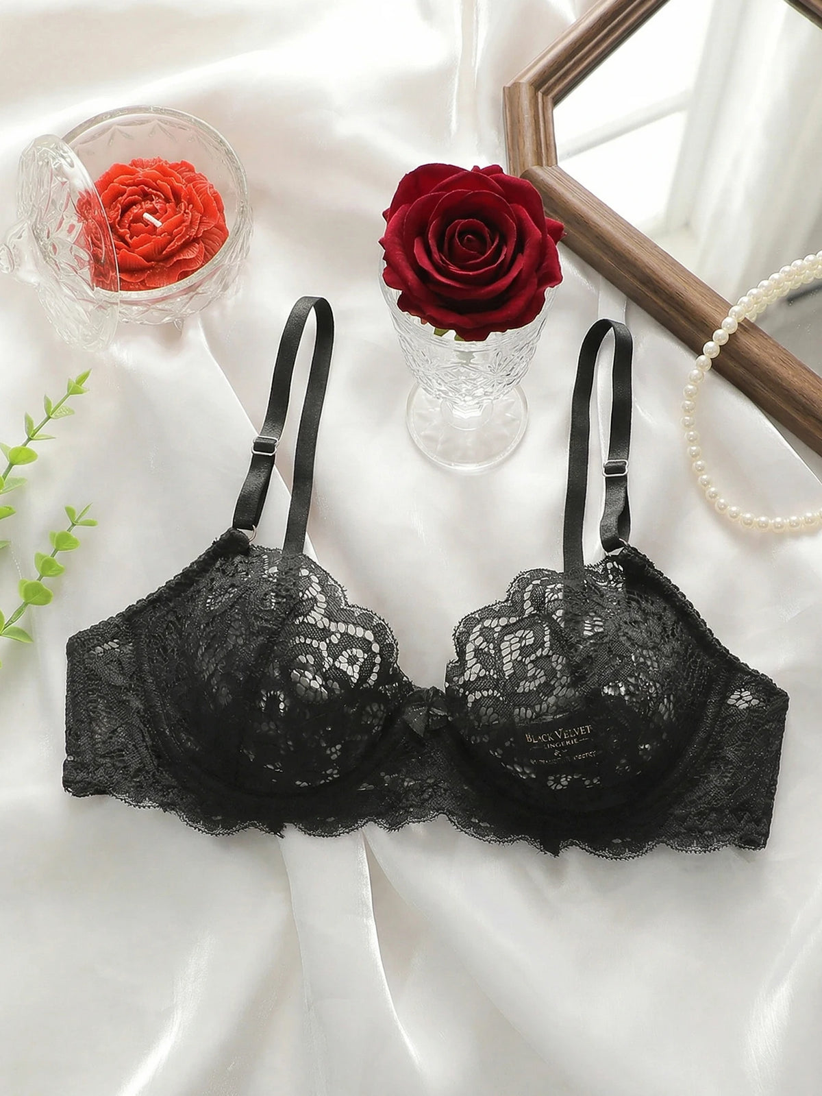 Black Lace Bra Women Push Up Sexy Eyelash Trim French Elegance Underwear Lingerie Lace Bralette Adjustable Straps Intimate A3166