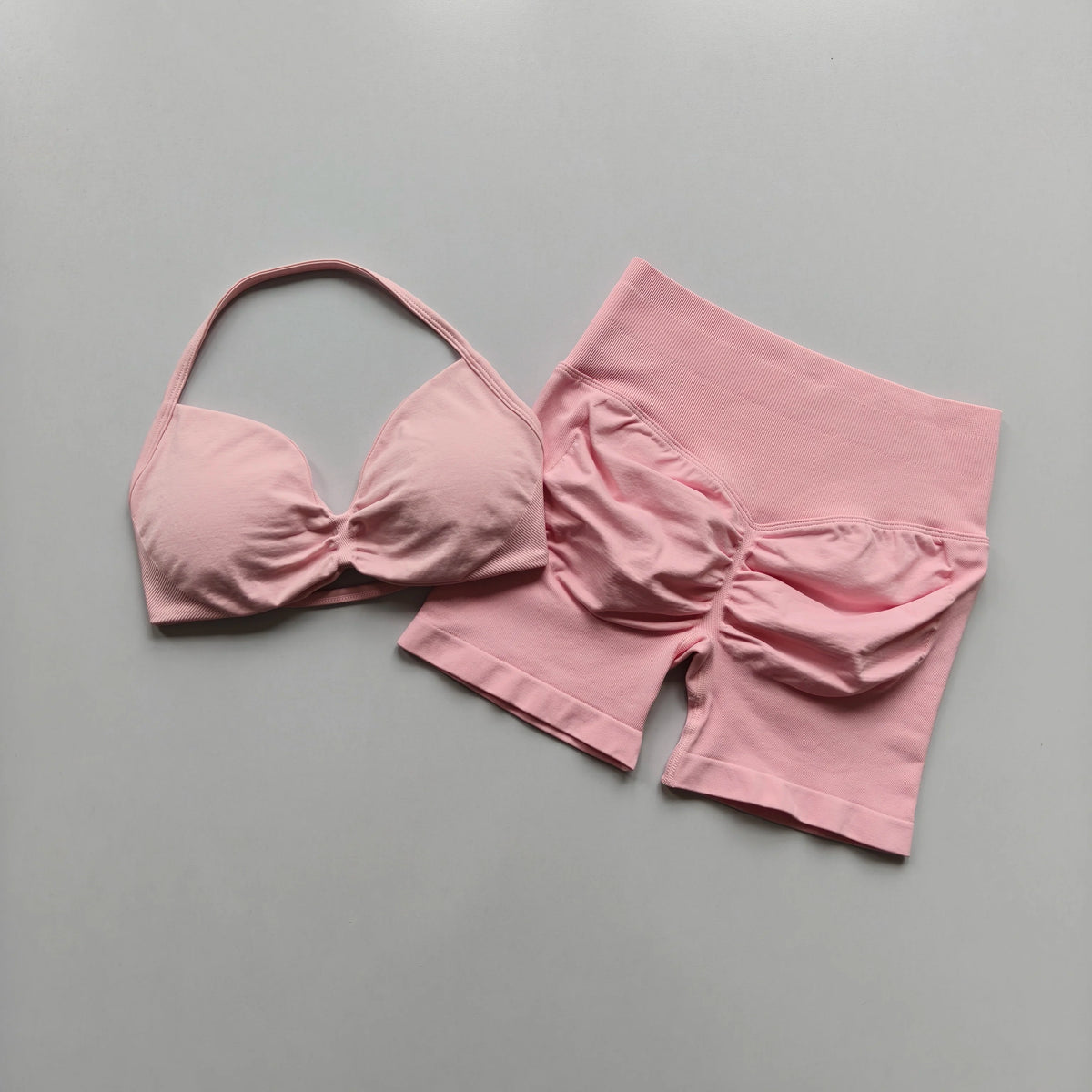 Women's High-Waist Yoga Set Sportswear Quick-Dry Breathable Backless Bra Gym Shorts for Summer Training Lifted Hip Sports Suit