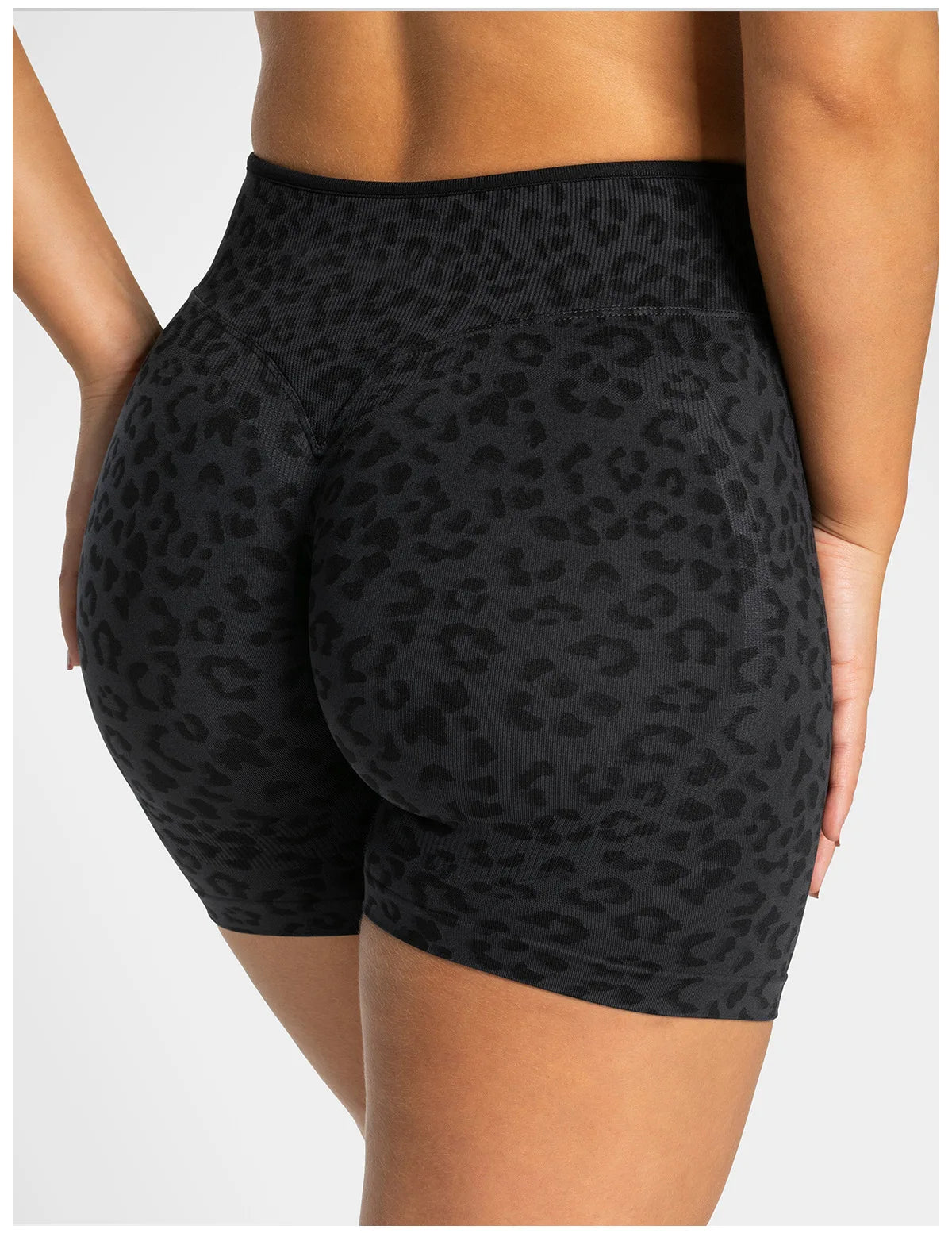 Leopard Print Gym Shorts Women Seamless High Waist Scrunch Butt Lifting Yoga Shorts Workout Running Fitness Tummy Control Shorts