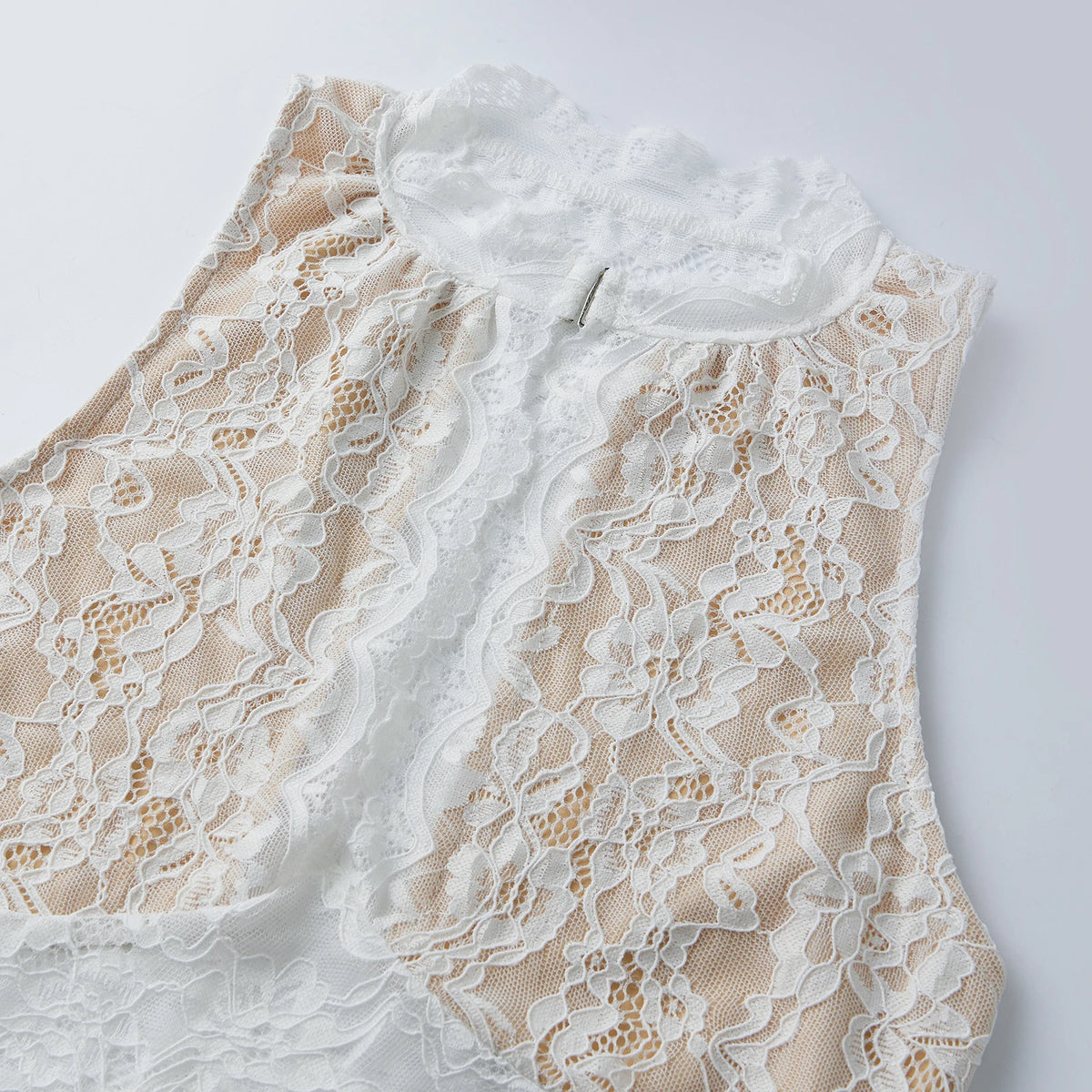 Women Retro Tank Tops Cut Out Mockneck Sleeveless Slim Fit Vest Trendy Summer Lace Corset Streetwear