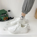 2022 Fashion Spring New Designer Hot Sale White Shoes Female Platform Sneakers Women Tenis Feminino Casual Female Shoes Woman