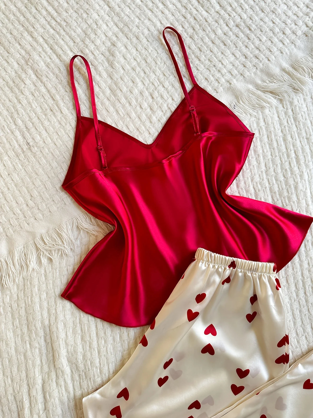 New V Neck 2 piece Women's Pajamas with Contrast Color Solid Top with Heart Printed long Pants Casual Sleepwear Set for Ladies