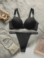 Thickened bra set gathering and bursting solid color set suitable for wearing sexy women's underwear with small breasts B2051