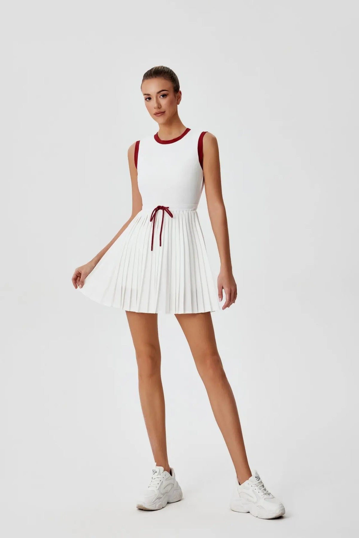 Summer Round Neck One-piece Tennis Dresses for Women White Contrast Sleeveless Drawstring Built-in Shorts Fitness Pleate Skirt