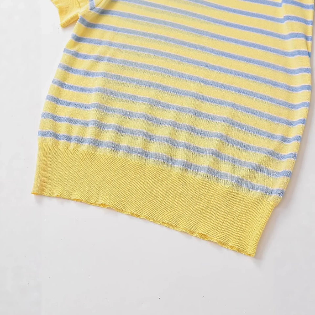 Fashionable Casual Striped Short-sleeve Knit Shirt Women Yellow Blue Striped Short Sleeve Knit Top Crew Neck Summer T Shirt SEUY