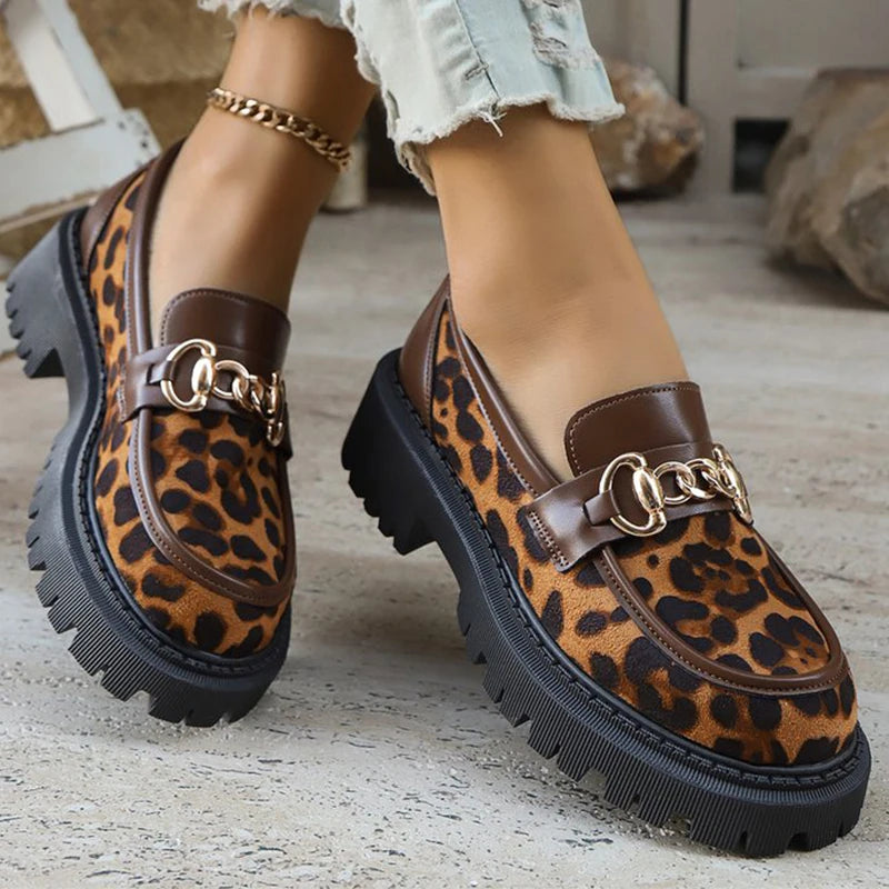 Retro Suede Leopard Loafers Shoes for Women Metal Decoration Round Toe Women's Loafers Casual Chunky Platform Shoes Lady