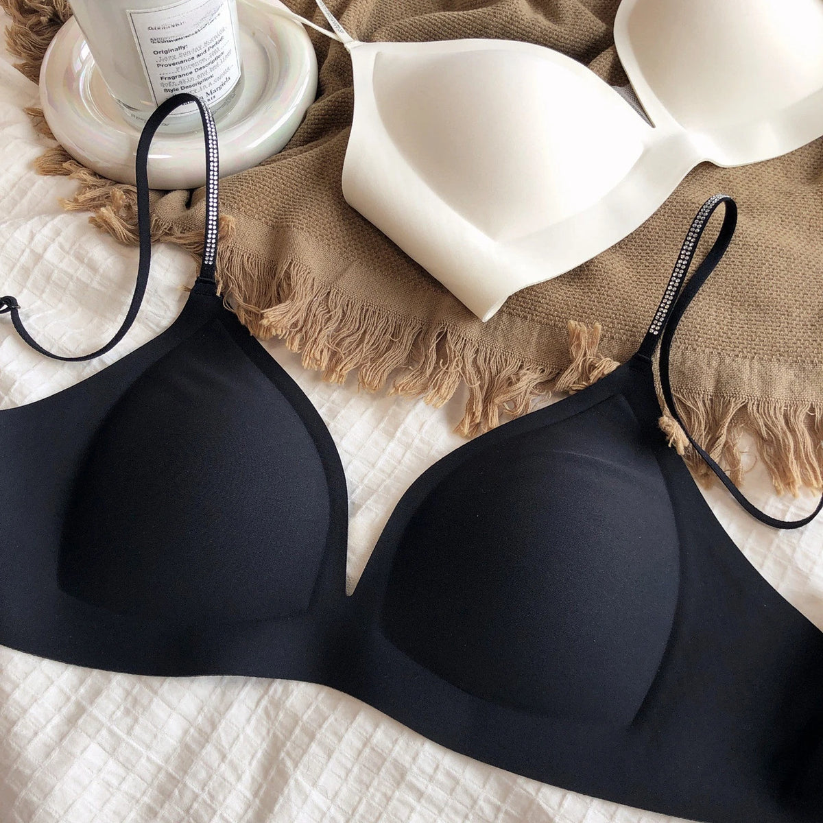 French Seamless Underwear Women Summer Mesh Breathable Bra Sexy Deep V Bralette Soft Comfort High Quality Intimates Lingerie