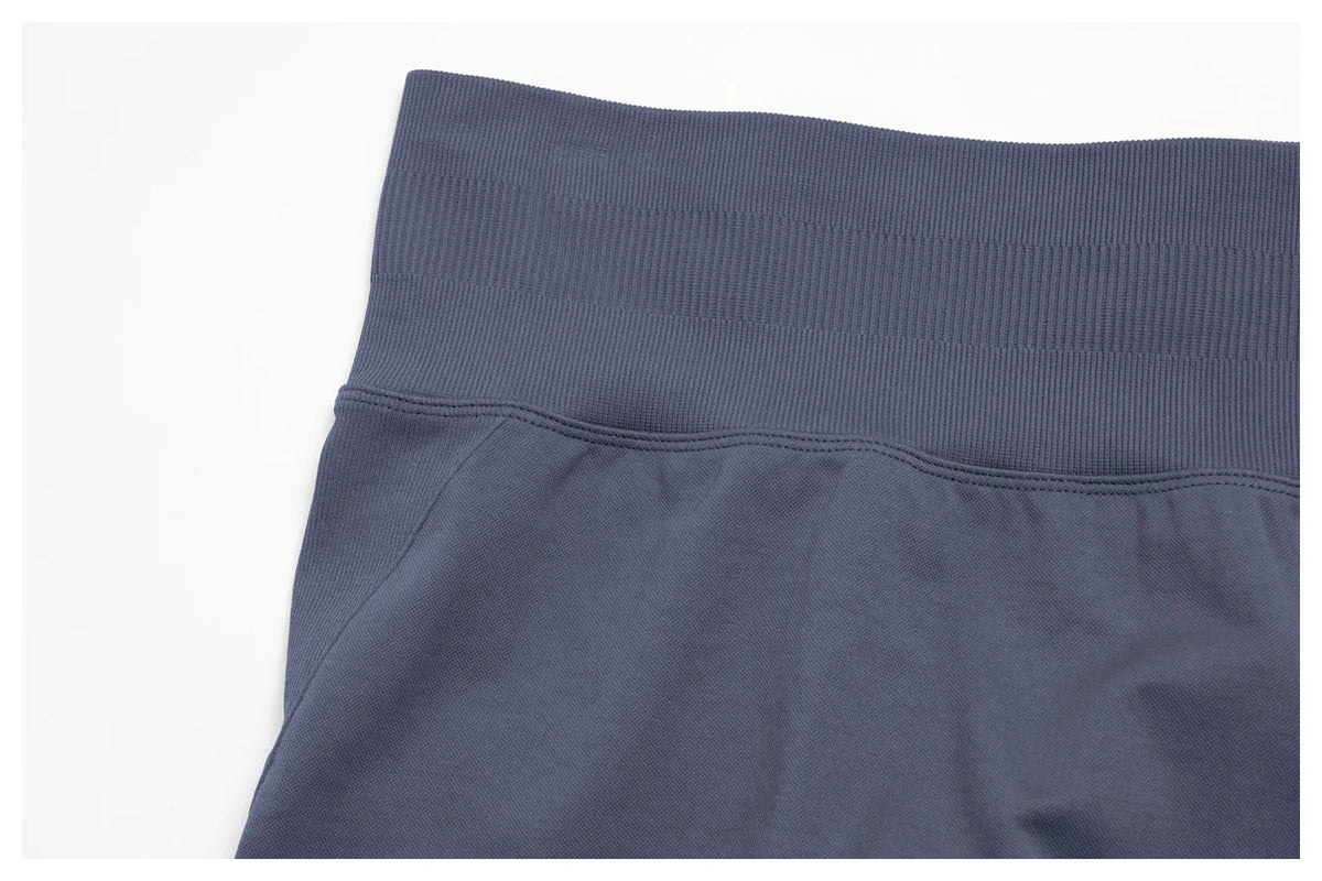 New Seamless Yoga Thread Set Women Hanging Neck V Neck Slim Sports Tank Top Hip Lifting Abdominal Tightening Shorts Fitness Suit