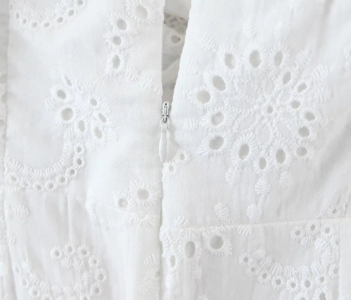 Foridol Ruffles Puff Sleeve White Lace Dress Flower Embriodery Hollow Out Cotton Beach Dress Women Backless Party Mini Dress