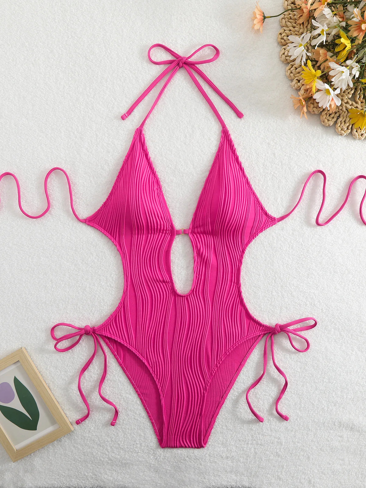 S - XXL Halter V Neck Wrinkled Female Swimwear One Piece Swimsuit Women Backless Monokini High Cut Bathing Suit Swim Beach Wear