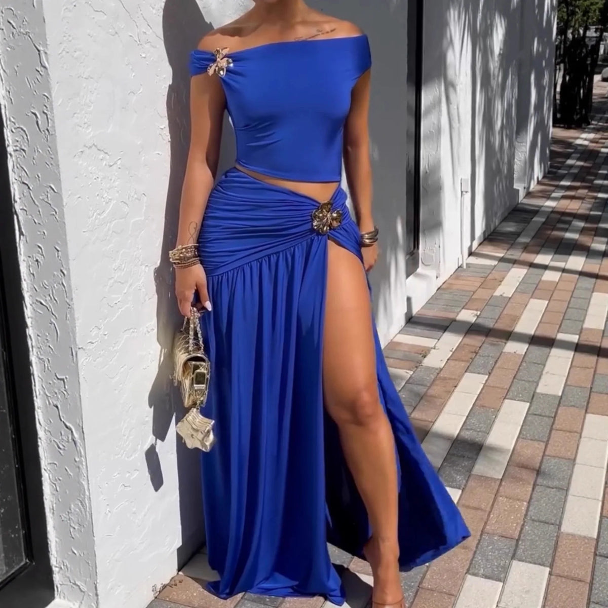 Summer Skirt Set Women Metal Flower Sexy Off Shoulder Slim Crop Top High Slit Skirt Sets Fashion Backless Pleated 2 Piece Suits