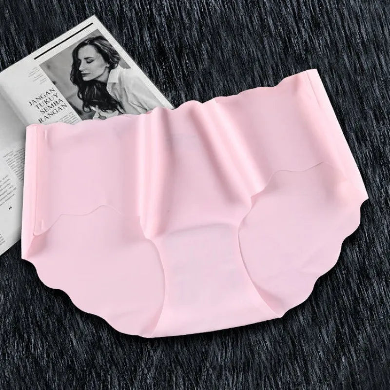 1Pc Ice Silk Panties For Women Low Waist Briefs Panties Seamless Underwear Breathable Stretchy Intimates Sexy Lingerie M-XL