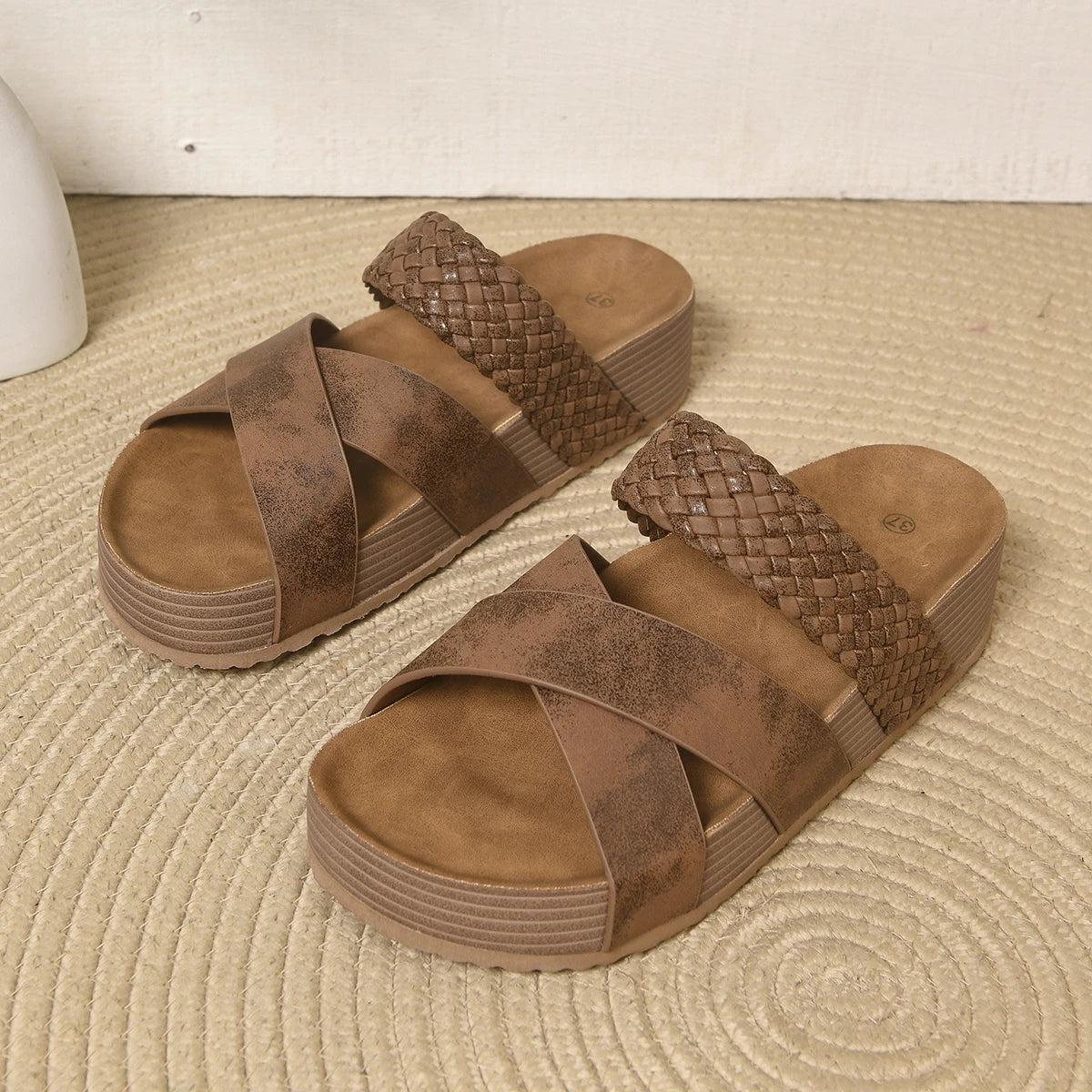 Women Woven Crisscross Wedge Slide Sandals Open Toe Platform Slip‑On Summer Casual Non‑Slip Comfort Beach Walking Slippers