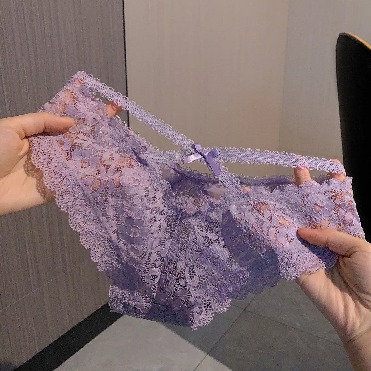 Lace Thin Sexy Girls Panties Seamless Women Briefs Thong Hollow Out G String Underwear Transparent Female Low Waist Lingerie