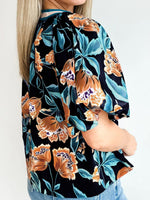 Floral Short Bubble Sleeve Buttoned Notched Neck Blouse