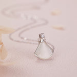 Fan-Shaped Mother of Pearl Pendant Necklace