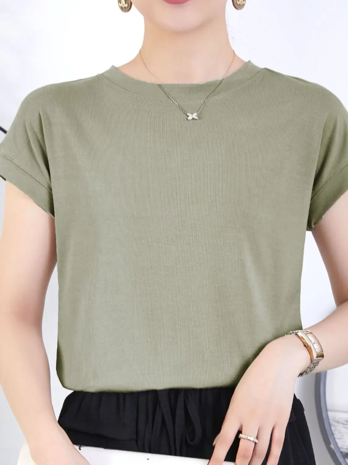 Plus Size Round Neck Short Sleeve T-Shirt