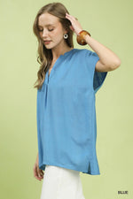 Umgee Flowy V-Neck Short Sleeve Blouse