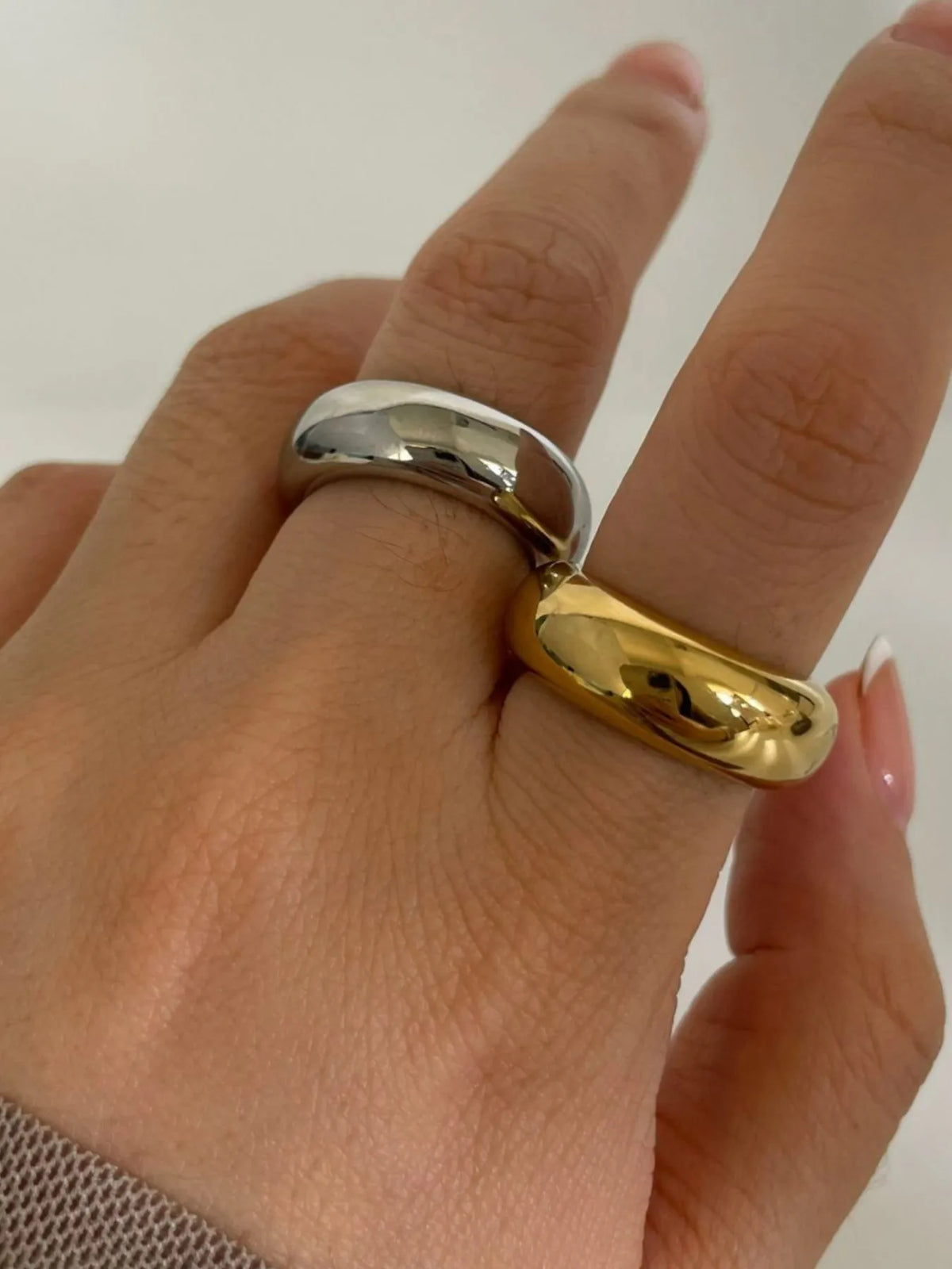 2-Piece 18K Gold-Plated Stainless Dome Band Rings - Ladyez