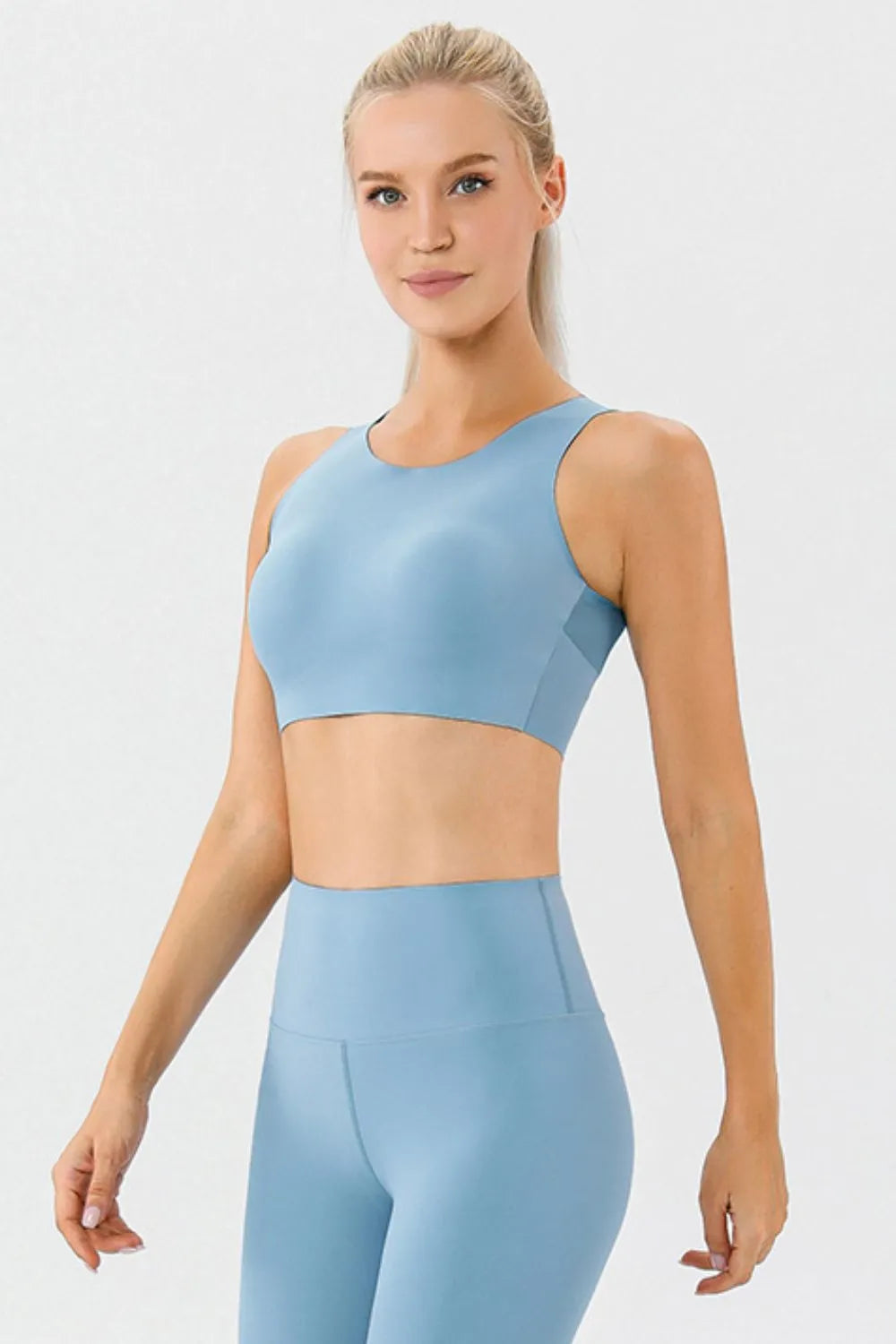 Round Neck Wide Strap Active Bra - Ladyez