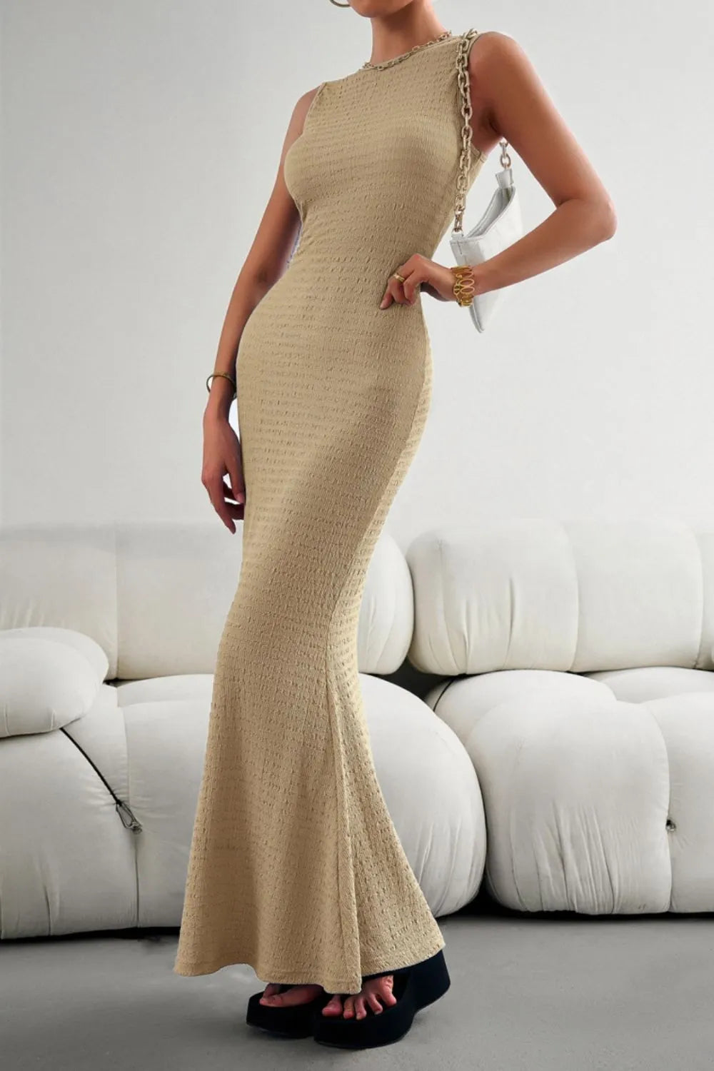 Devine Round Neck Sleeveless Maxi Fishtail Dress - Ladyez