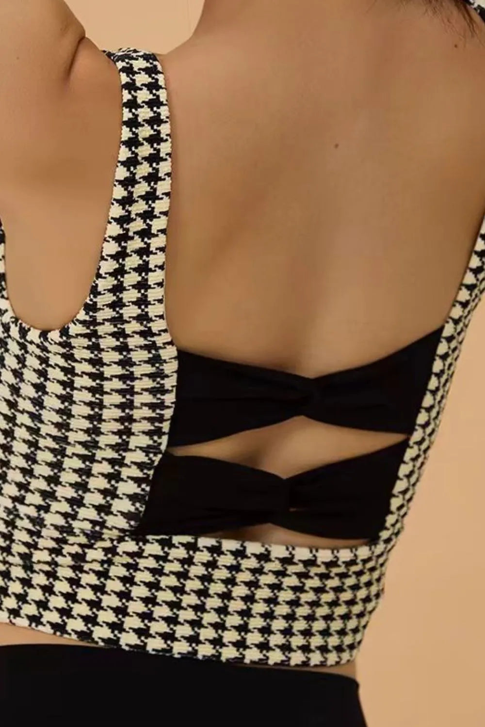 Crisscross Back Houndstooth Active Bra - Ladyez