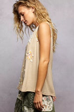 POL Washed Ribbed V-Neck Tank with Floral Print Star Patch
