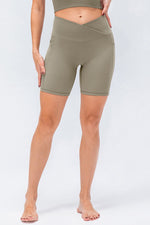 Slim Fit V-Waistband Sports Shorts - Ladyez
