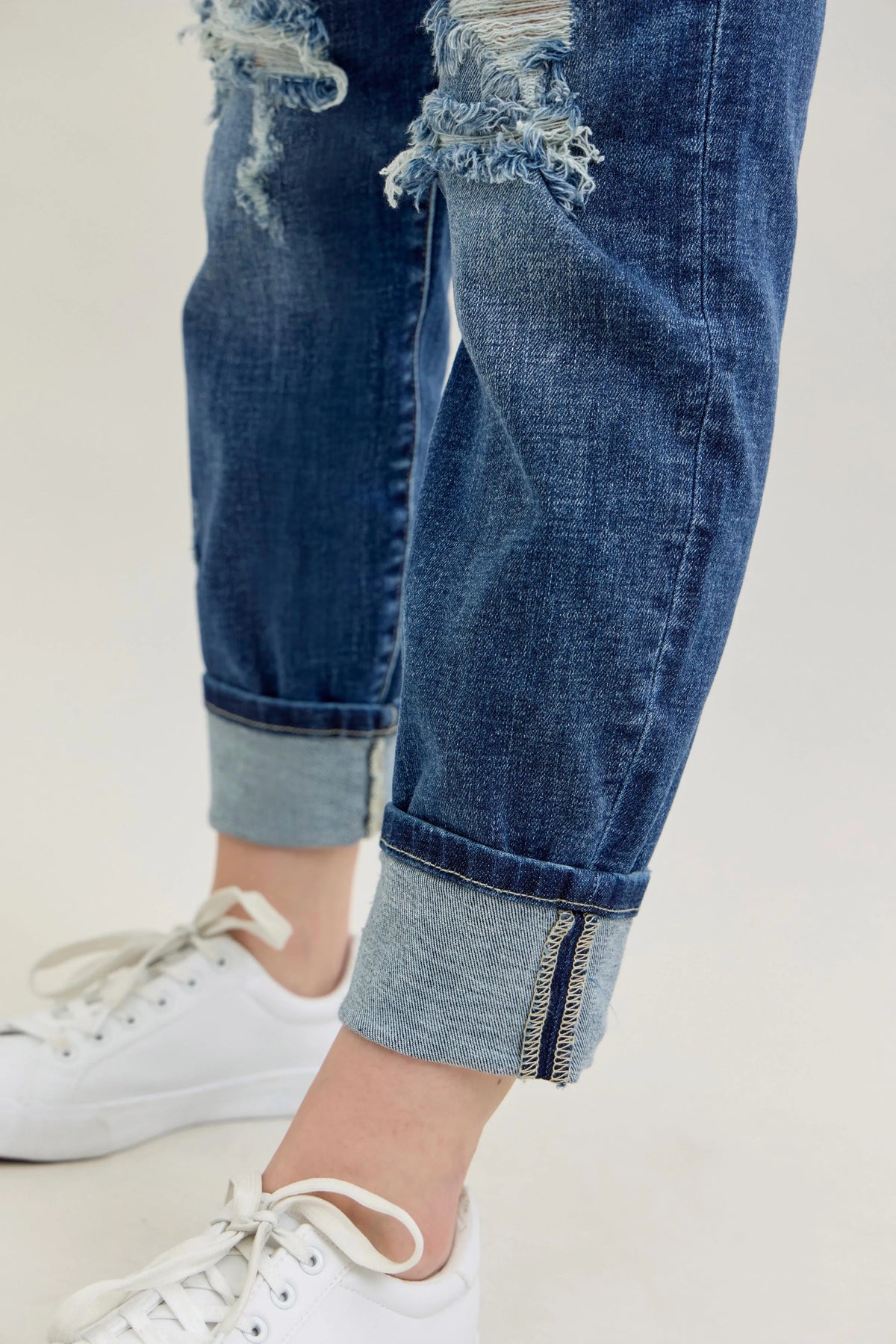 Judy Blue Full Size Mid Rise Cuffed Destroy Bf Jeans Plus Size - Ladyez
