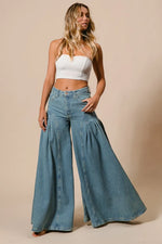 BiBi Pleated Detail Wide Jeans - Ladyez