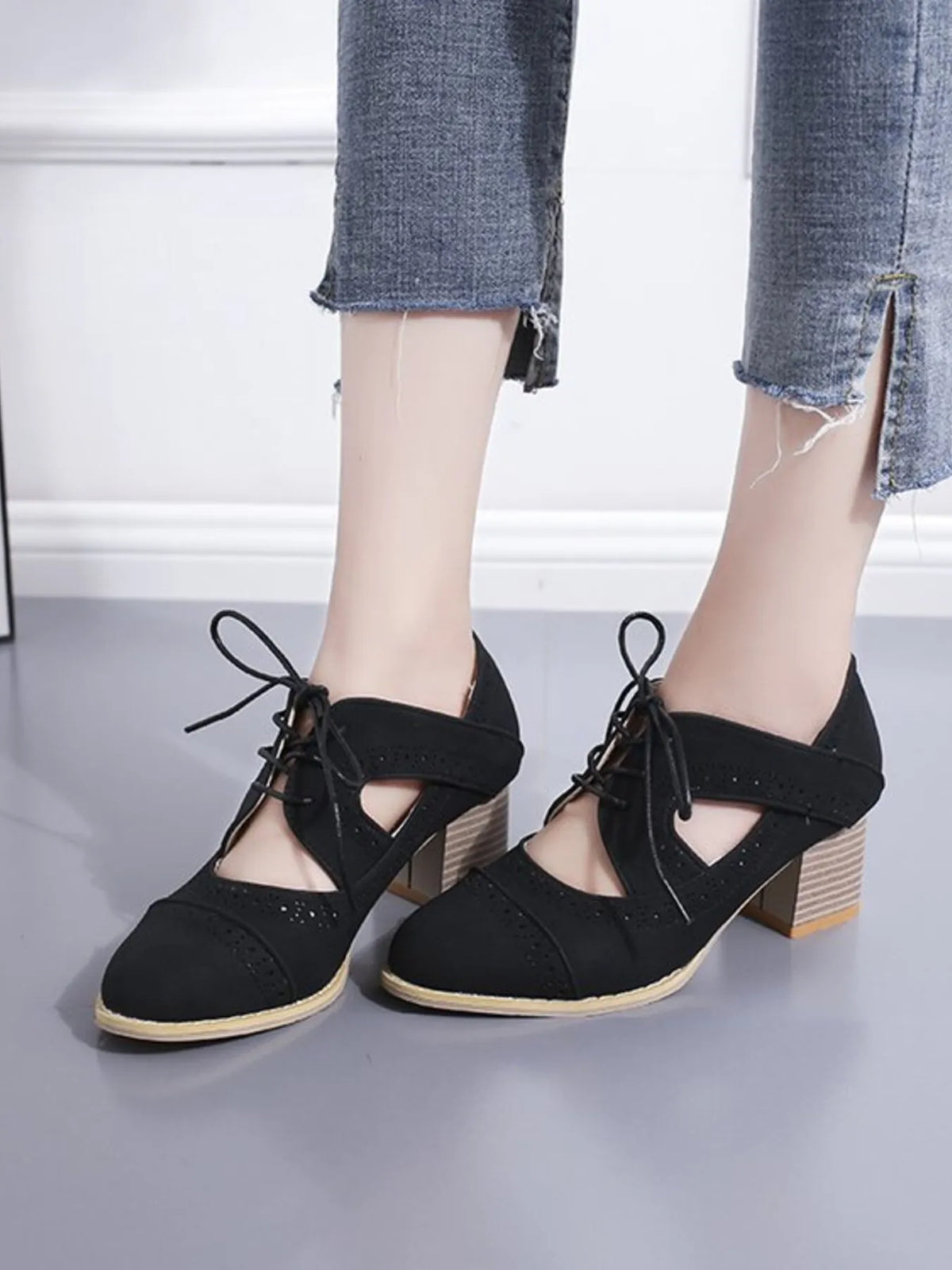 Lace-Up Block Heel Pumps - Ladyez
