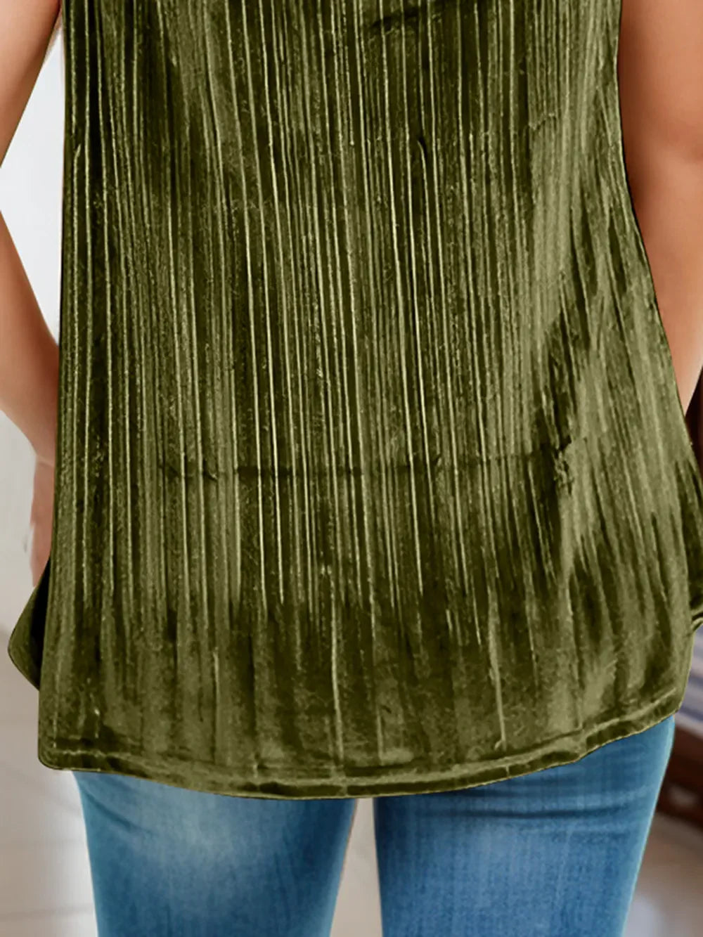 Lace Detail Scoop Neck Cami
