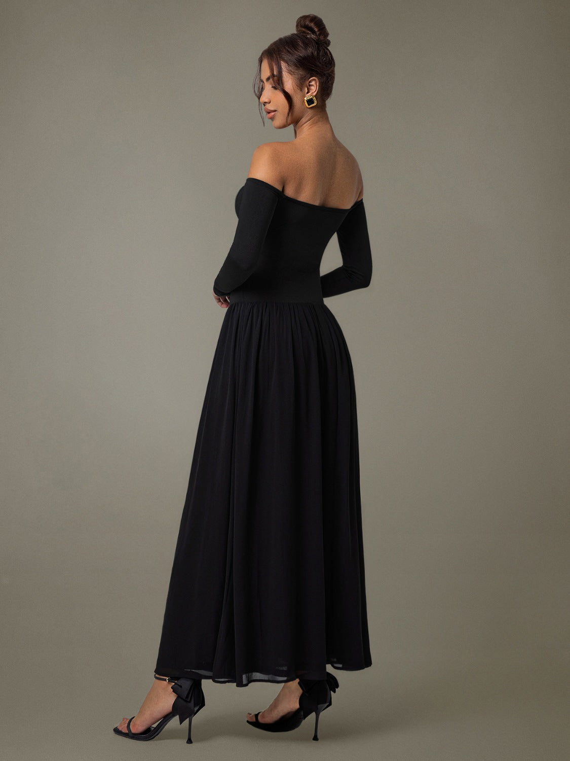 Off Shoulder Long Sleeve Maxi Dress - Ladyez
