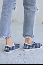Forever Link Plaid Plush Flat Sneakers - Ladyez