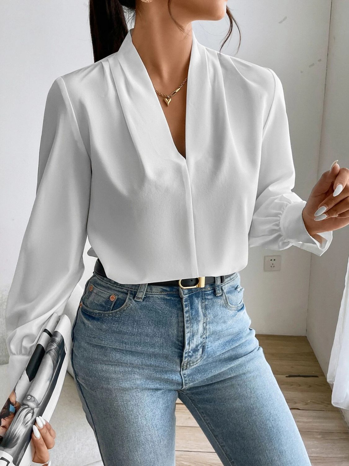 V Neck Long Sleeve Top - Ladyez