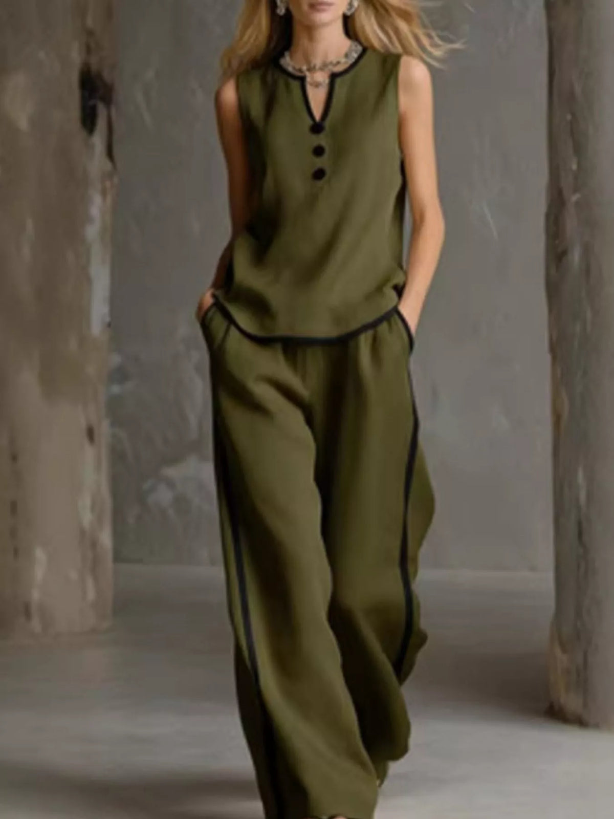 Full Size Contrast Trim Sleeveless Top and Pants Set Plus Size