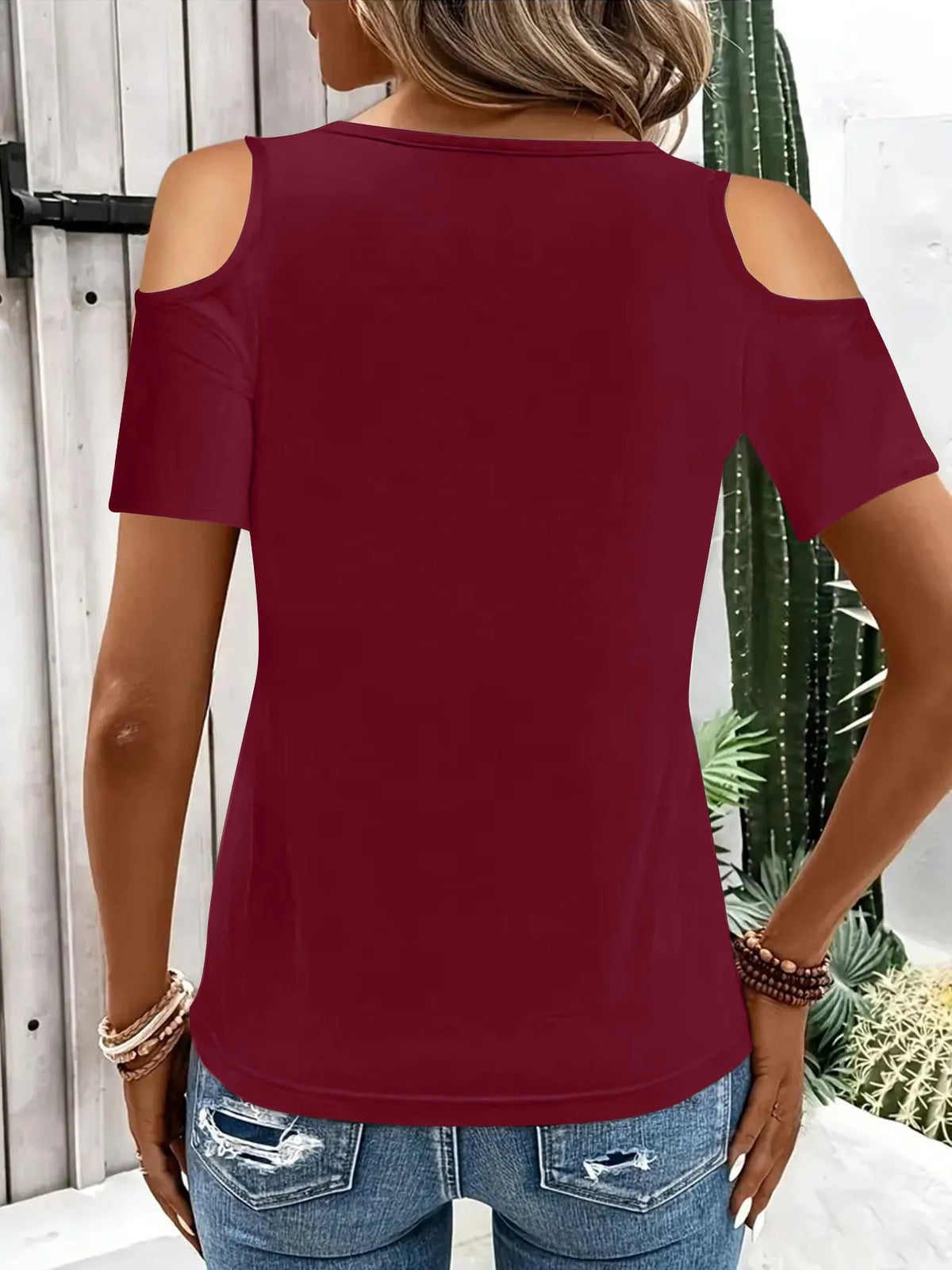 Cold Shoulder T-Shirt with Metal Ring Detail - Ladyez