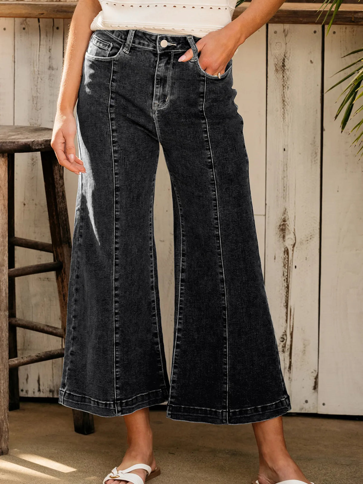 Seam Detail Flared Bottom Ankle Length Jeans - Ladyez