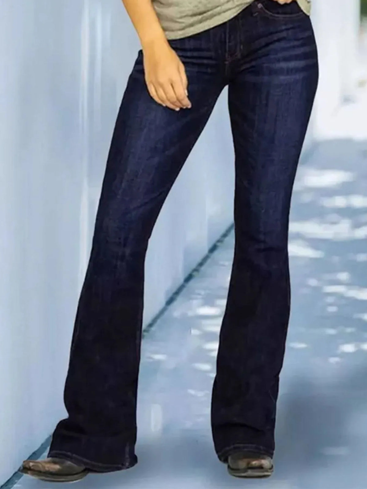 Full Size Wash Flare Jeans with Pockets Plus Size - Ladyez