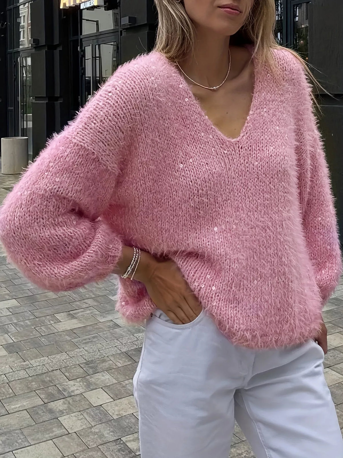 Sqeuin Fuzzy V-Neck Knit Top