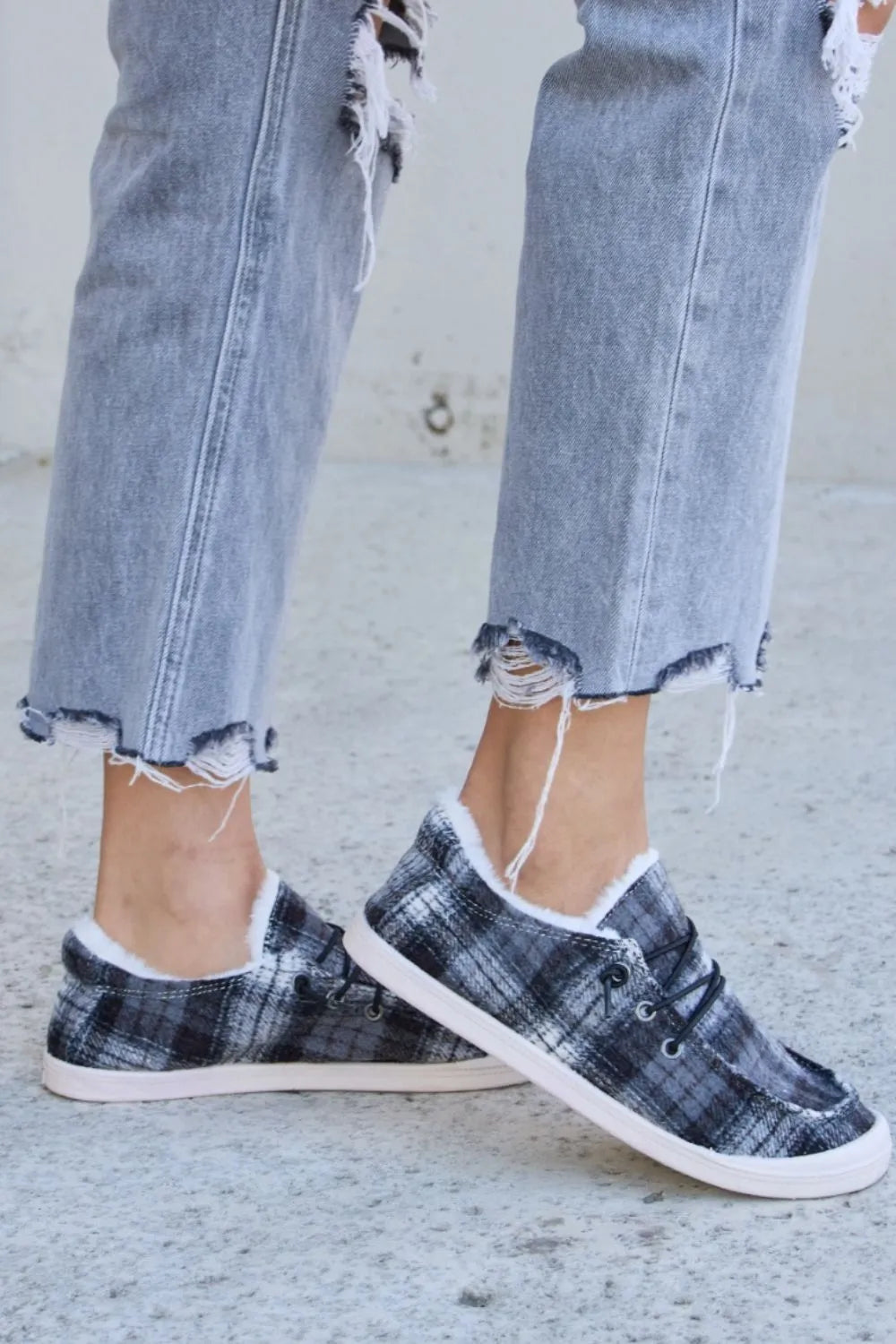 Forever Link Plaid Plush Flat Sneakers - Ladyez