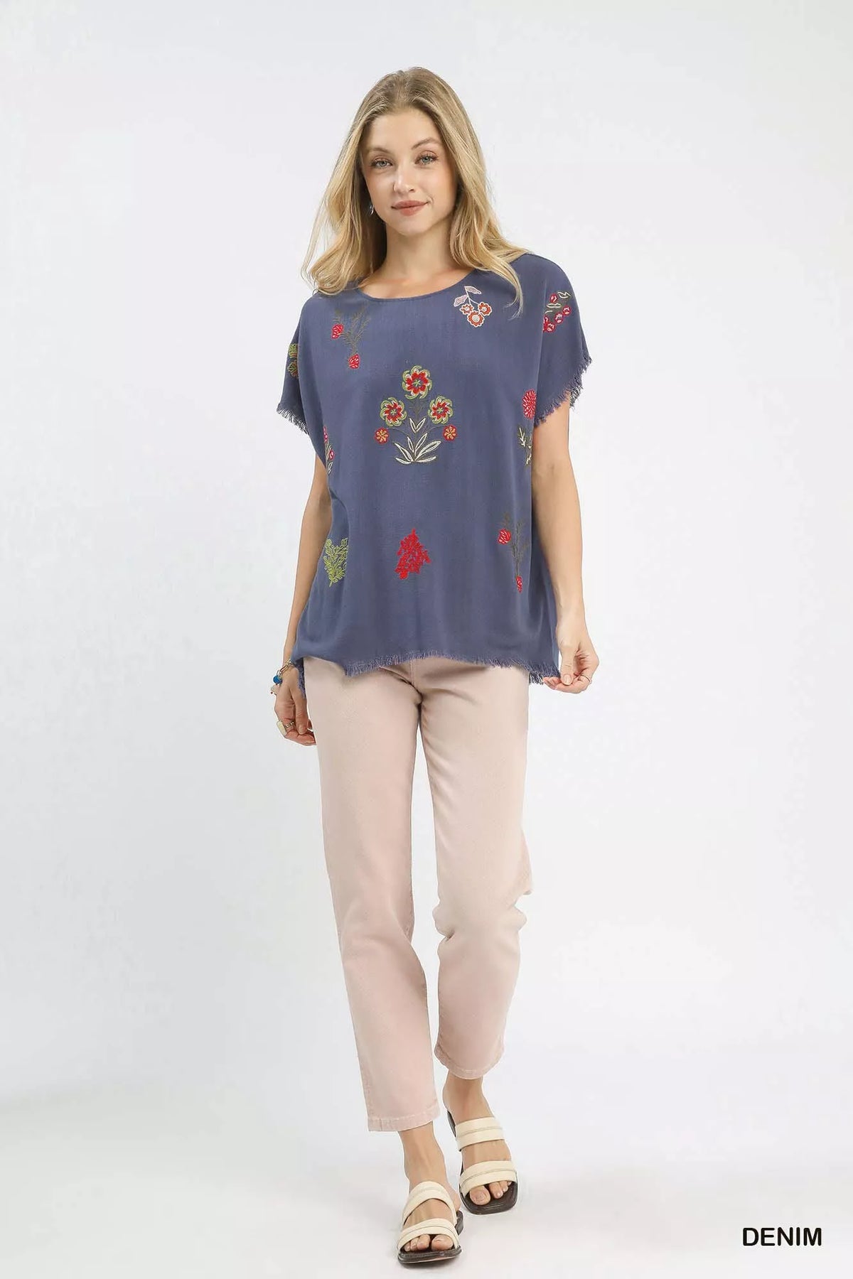 Umgee Linen Blend Embroidered Frayed Hem Top