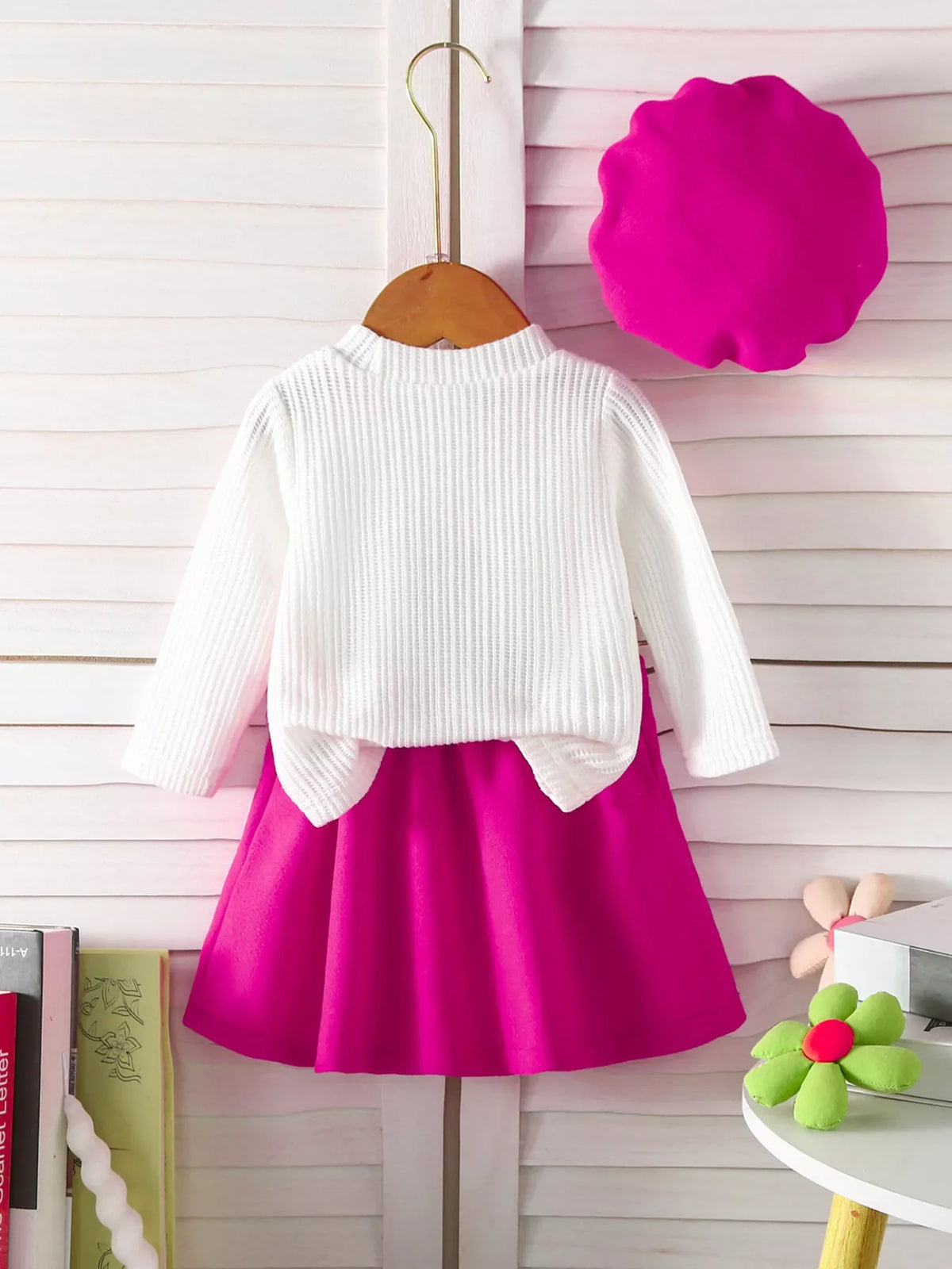 Children's Floral Applique Ribbed Knit Top & Pleated Skirt Set with Hat