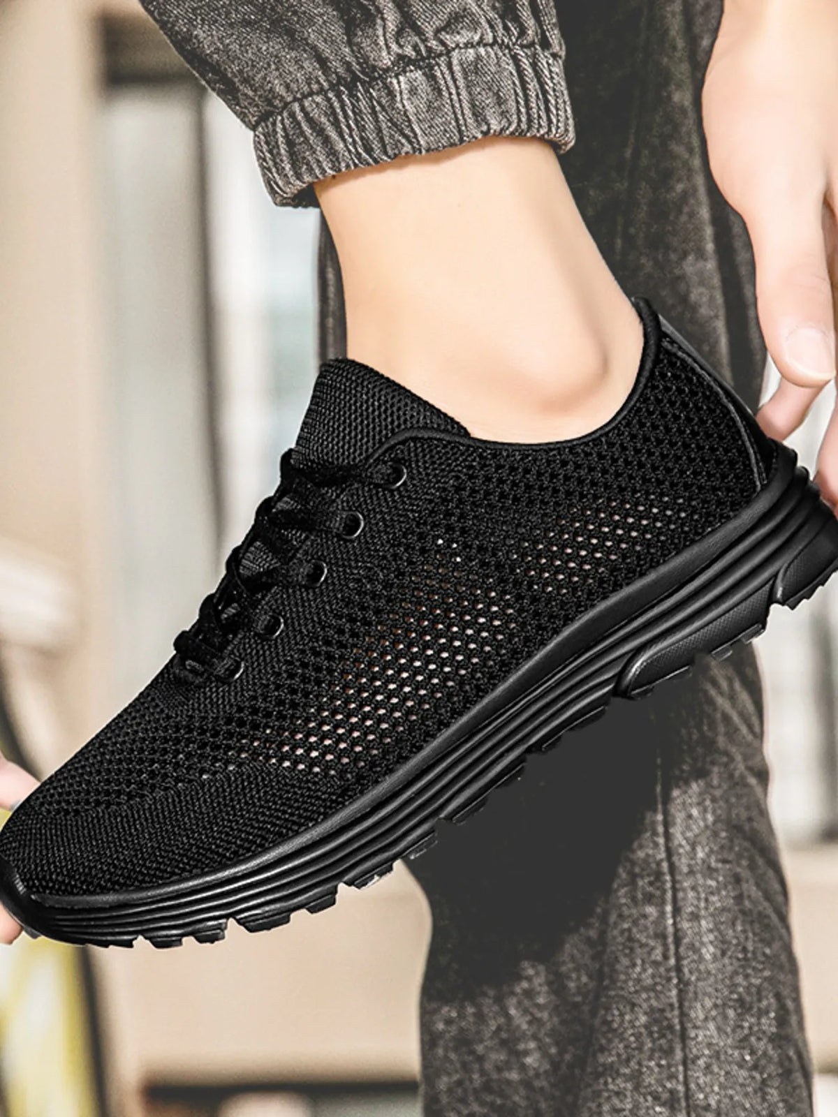 Lightweight Breathable Mesh Athletic Sneakers - Ladyez