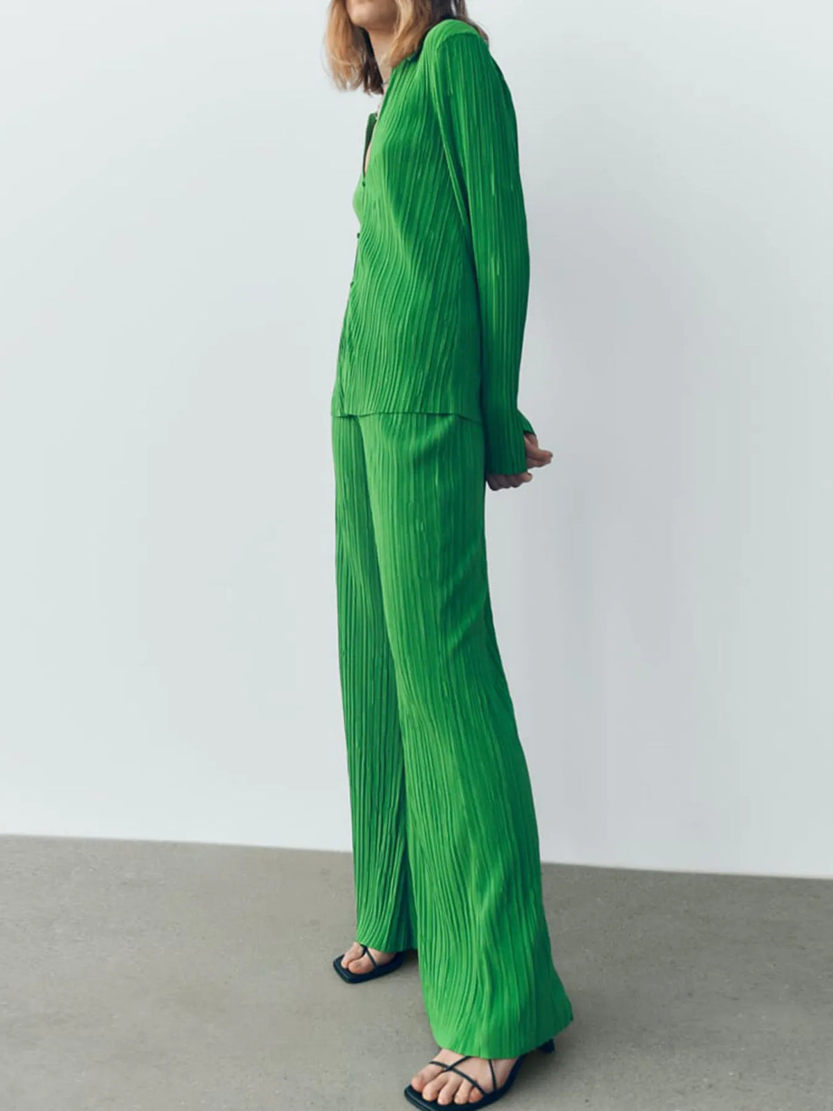 Texture Long Sleeve Top and Pants Lounge Set - Ladyez
