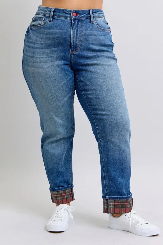 Judy Blue Full Size Mr Plaid Print Cuff Bf Jeans Plus Size - Ladyez