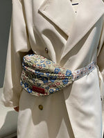Floral Pattern Wide Strap Crossbody Bag